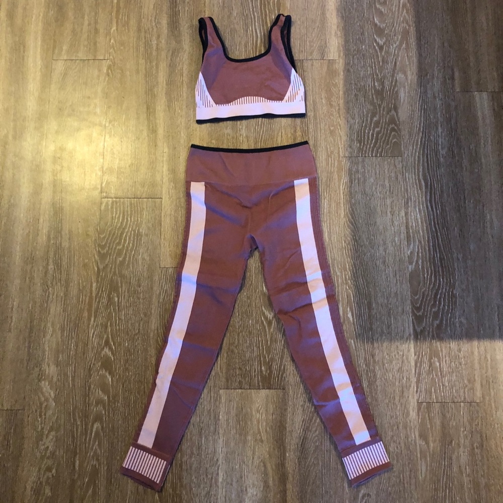 Fabletics workout set